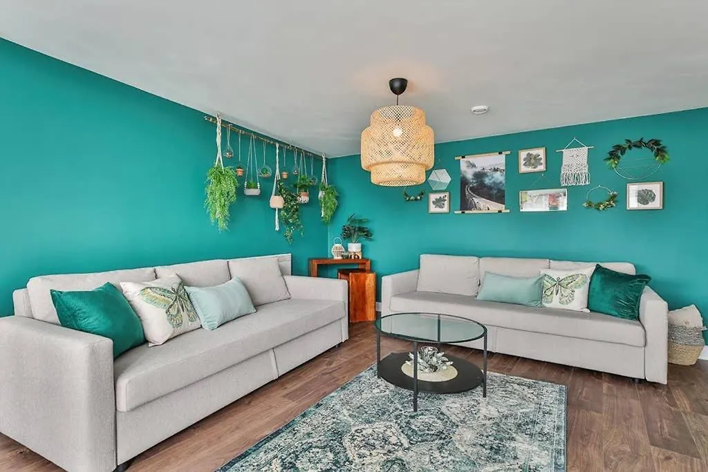 The Exclusive Gem Of Leeds - Sleeps 8 Apartment